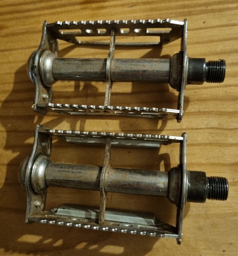 Vintage road bike pedals retro - road,